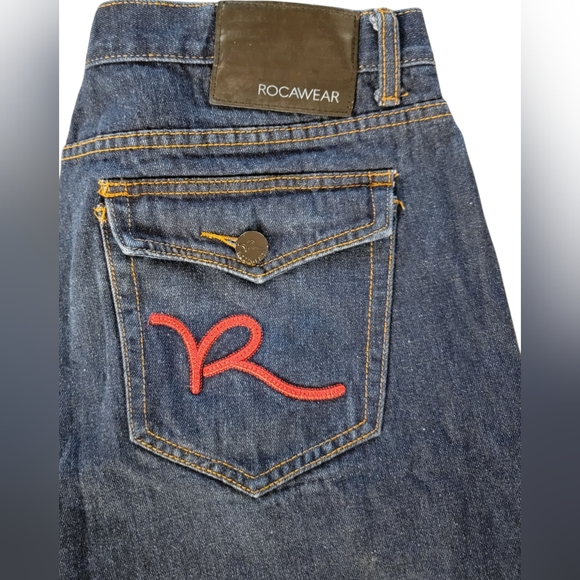 Rocawear Vintage Y2K Men's Denim Jorts with Red Embroided R Size 34 PRE-OWNED - Picture 1 of 7